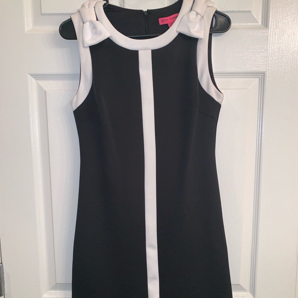 Betsey Johnson Shift Bow Dress